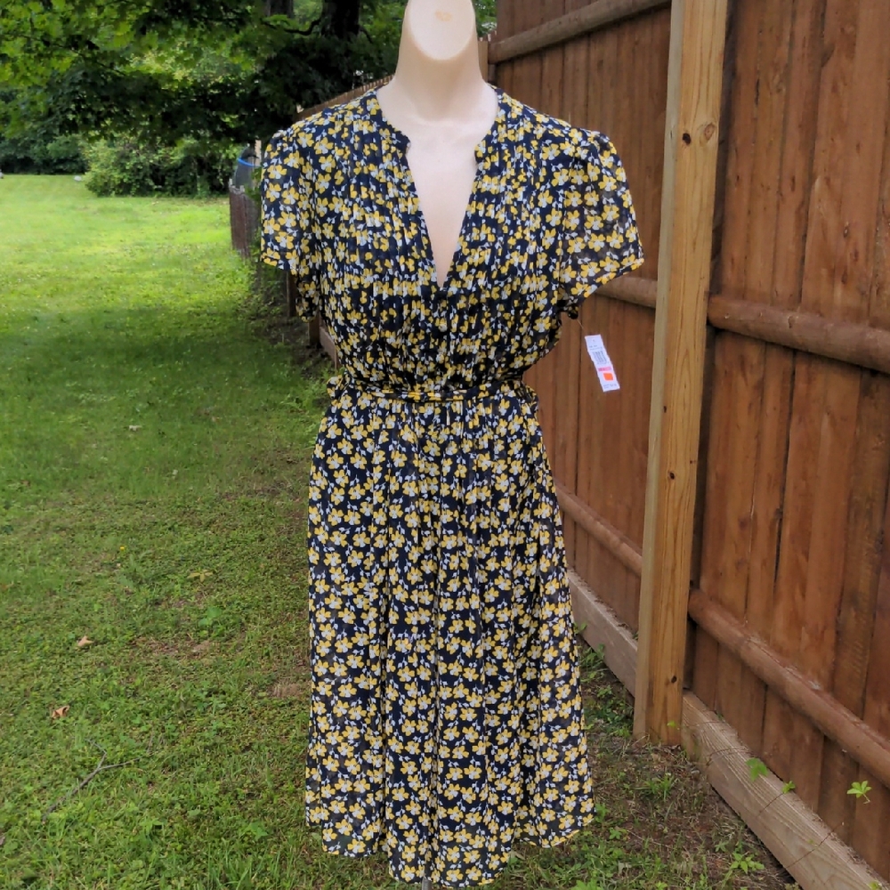 MSK Yellow and Blue Flutter Sleeve Plunge Sundress